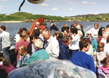 The boat journey to Stiomreway Group on boat
