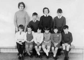 Kershader Class 1973: BACK ROW Greta Morrison, Teacher; Norman Campbell, 5 Garyvard; Catriona Macphail, 10 Garyvard; Angus Campbell, 5 Garyvard. FRONT ROW Kenny D Campbell, 5 Garyvard; Margaret MacLeod, 6 Garyvard; Mairi MacDonald, 9 Kershader; Annabel Macdowell, 12 Habost; Janet MacDonald, 9 Kershader; Iain Norman MacLeod, 11B Habost. Class photo Kershader School 1973