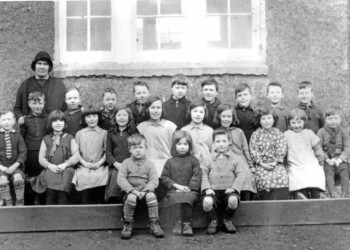 Lemreway School 1933: Back Row l-r: Bellann Macleod, Teacher; Donald Carmichael, Jnr. 16 Lemreway; Murdo Macmillan, 4 Orinsay; John Nicolson, 9 Lemreway; Kenneth Nicolson, 19 Lemreway; Kenny Macmillan, 32 Lemreway; Donald Carmichael, Snr. 16 Lemreway; Malcolm Macleod, 30 Lemreway; Kenneth Nicolson, 9 Orinsay, John Carmichael, 3 Orinsay. Second Row l-r: John Nicolson, 12 Orinsay; Kirsty B Kennedy, 13 Orinsay; Peggy M Macinnes, 12 Lemreway; Agnes Nicolson, 20 Lemreway; Kirsty M Carmichael, Stiomreway; Joan Macmillan, 2 Orinsay; Dolina Nicolson, 21 Lemreway; Kate Carmichael, 3 Orinsay; Catherine Nicolson, 19 Lemreway; Murdo Macmillan, 4 Lemreway. Front Row l-r: Donald Carmichael, 16 Lemreway; Catherine Nicolson, 21 Lemreway; Donald Murdo Nicolson, 9 Orinsay. Class photo Lemreway school 1933
